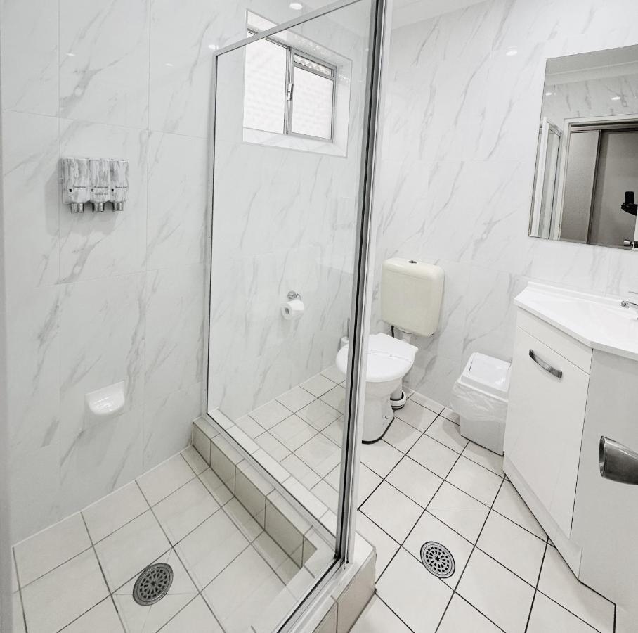 Sapphire City Motor Inn Инвърел Екстериор снимка